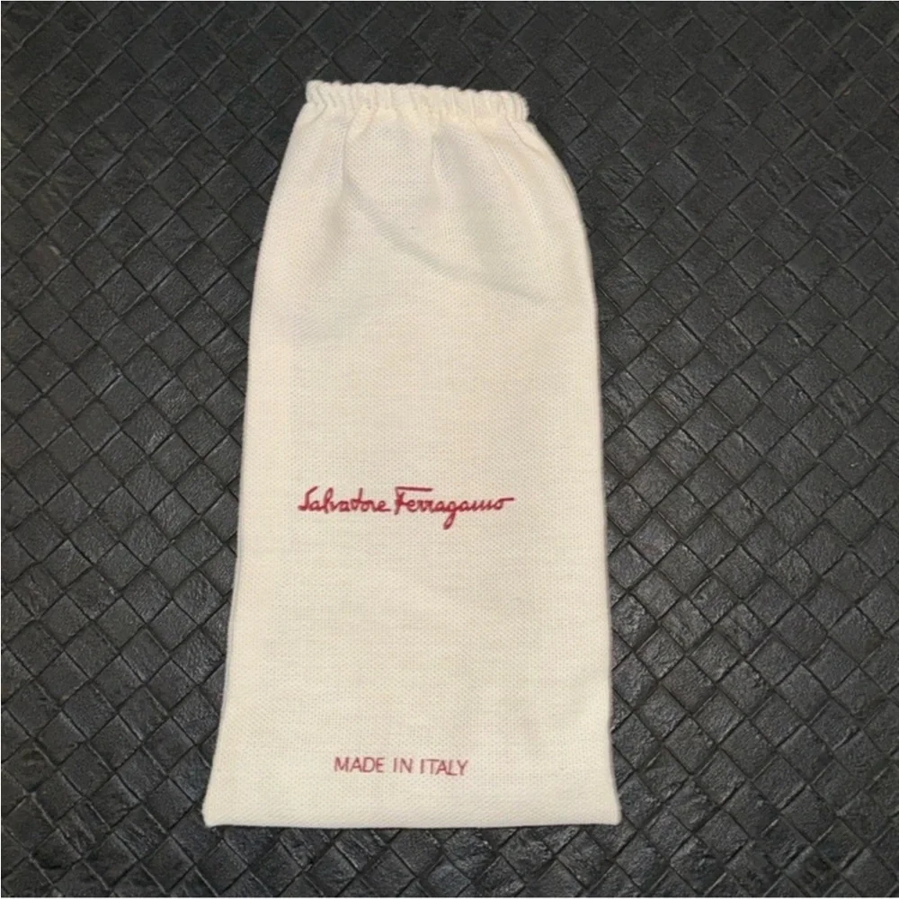 New authentic Salvatore Ferragamo signature dust bag belt accessories storage